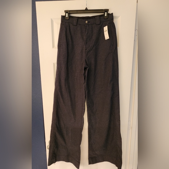 AG Adriano Goldschmied Tailored Devin Ultra Wide Leg Pants in Oxford Blue - Picture 5 of 16